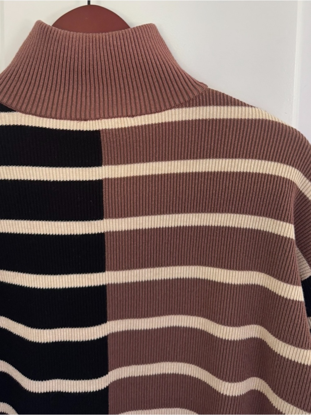 Entro Colorblock Stripe Ribbed 3/4 Zip Sweater - Picture 11 of 13